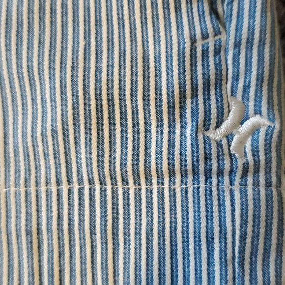 Pinstriped Hurley Shorts - Picture 2 of 5